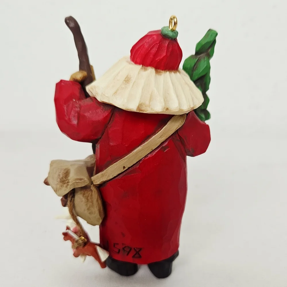 Hallmark Keepsake “Making His Way” Santa Ornament 1998 Collector’s Club